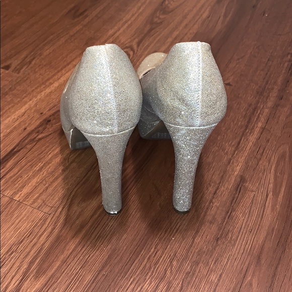 Mossimo gold heels - Picture 4 of 4